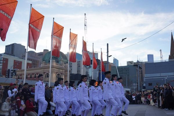 Perayaan HUT ke-79 RI di Melbourne: Semangat Meski Gerimis,